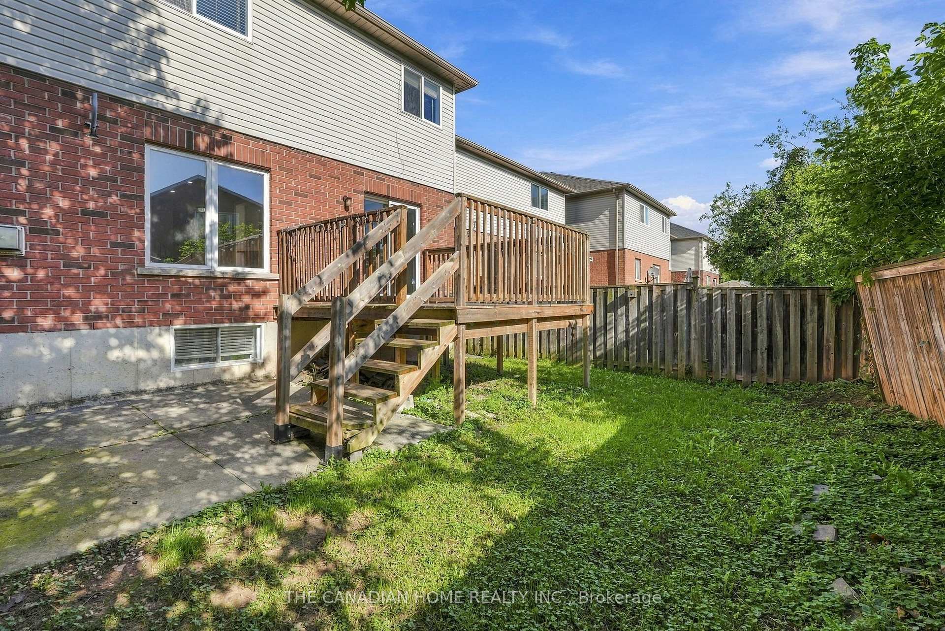 Photo 46 of Unit 14, 78 Peachwood Crescent, Hamilton, Stoney Creek — HOMEH