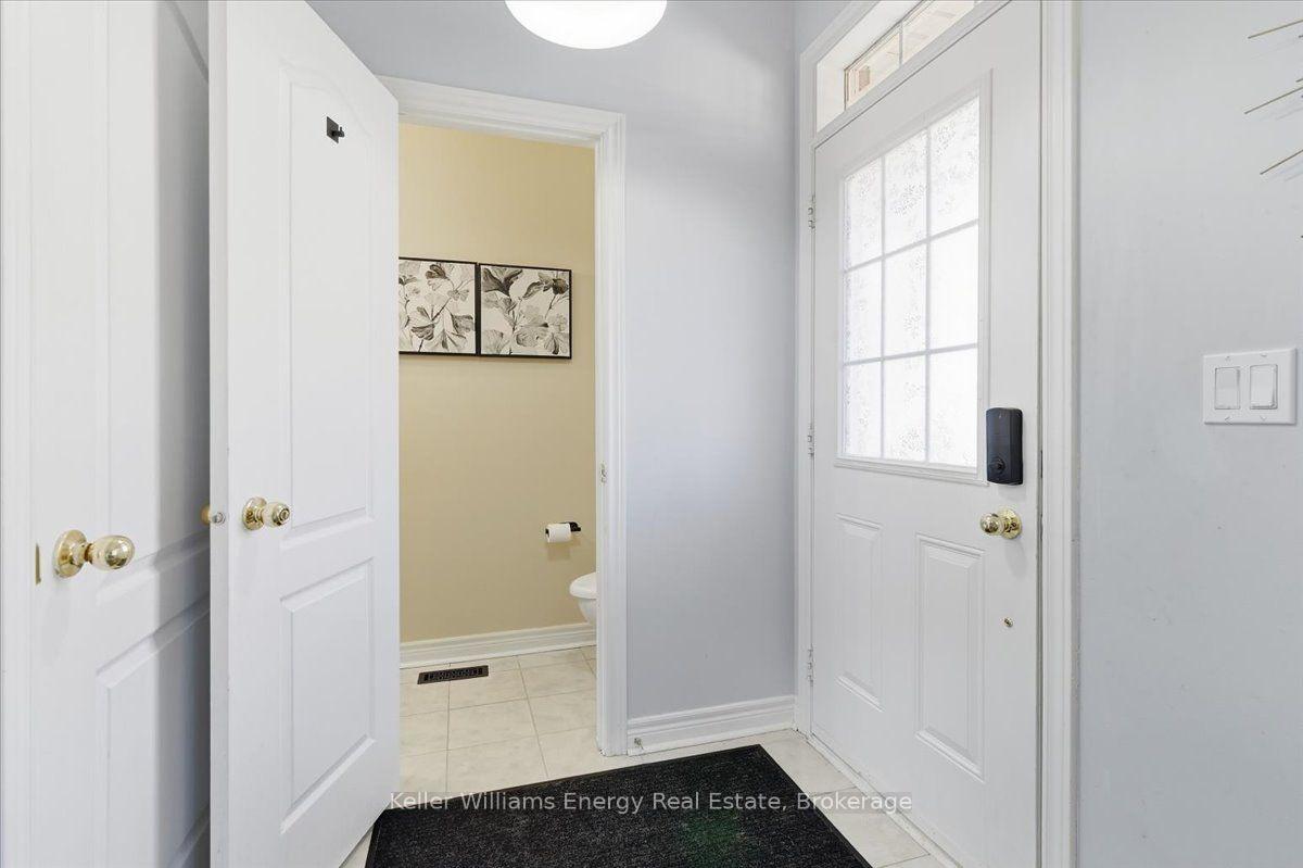 Photo 2 of 2464 Earl Grey Avenue, Pickering, Duffin Heights — HOMEH
