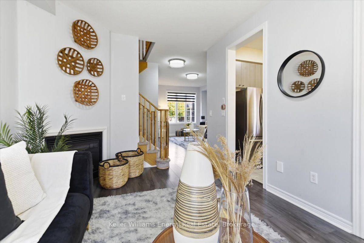 Photo 9 of 2464 Earl Grey Avenue, Pickering, Duffin Heights — HOMEH