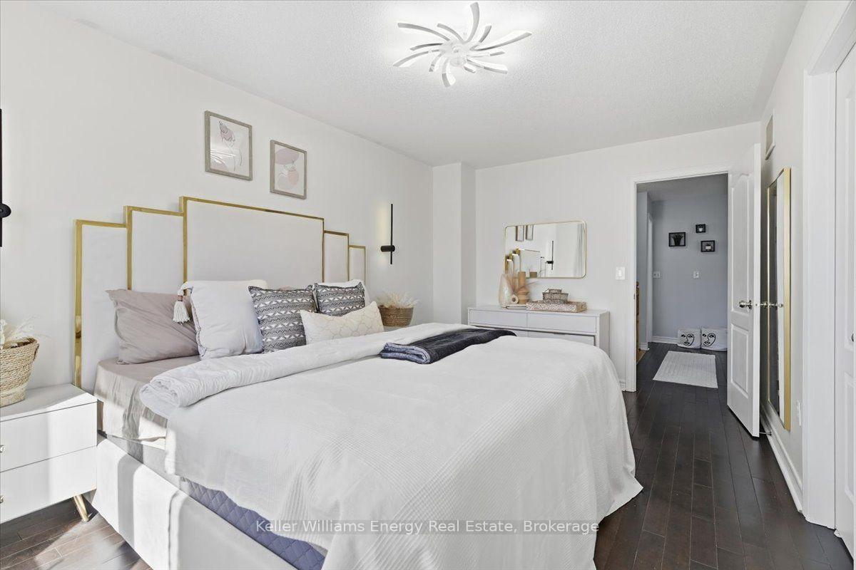 Photo 15 of 2464 Earl Grey Avenue, Pickering, Duffin Heights — HOMEH