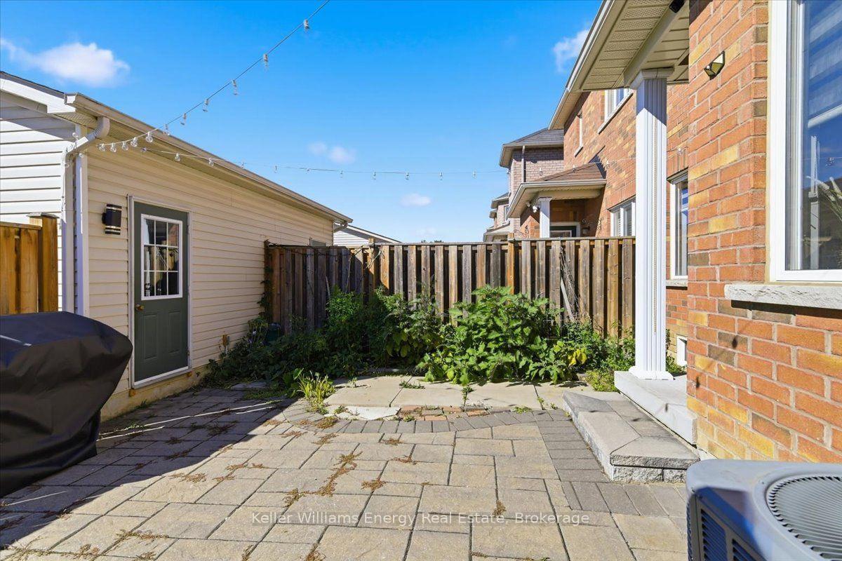 Photo 26 of 2464 Earl Grey Avenue, Pickering, Duffin Heights — HOMEH