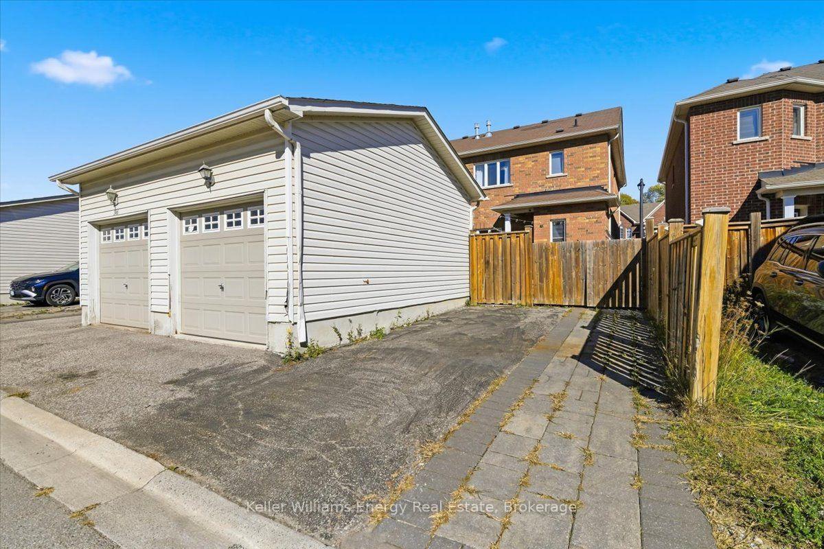 Photo 28 of 2464 Earl Grey Avenue, Pickering, Duffin Heights — HOMEH
