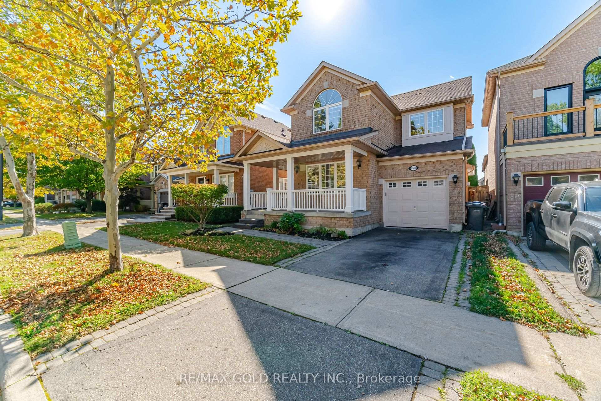 Photo 2 of 5566 Broadpath Gate, Mississauga, Churchill Meadows — HOMEH