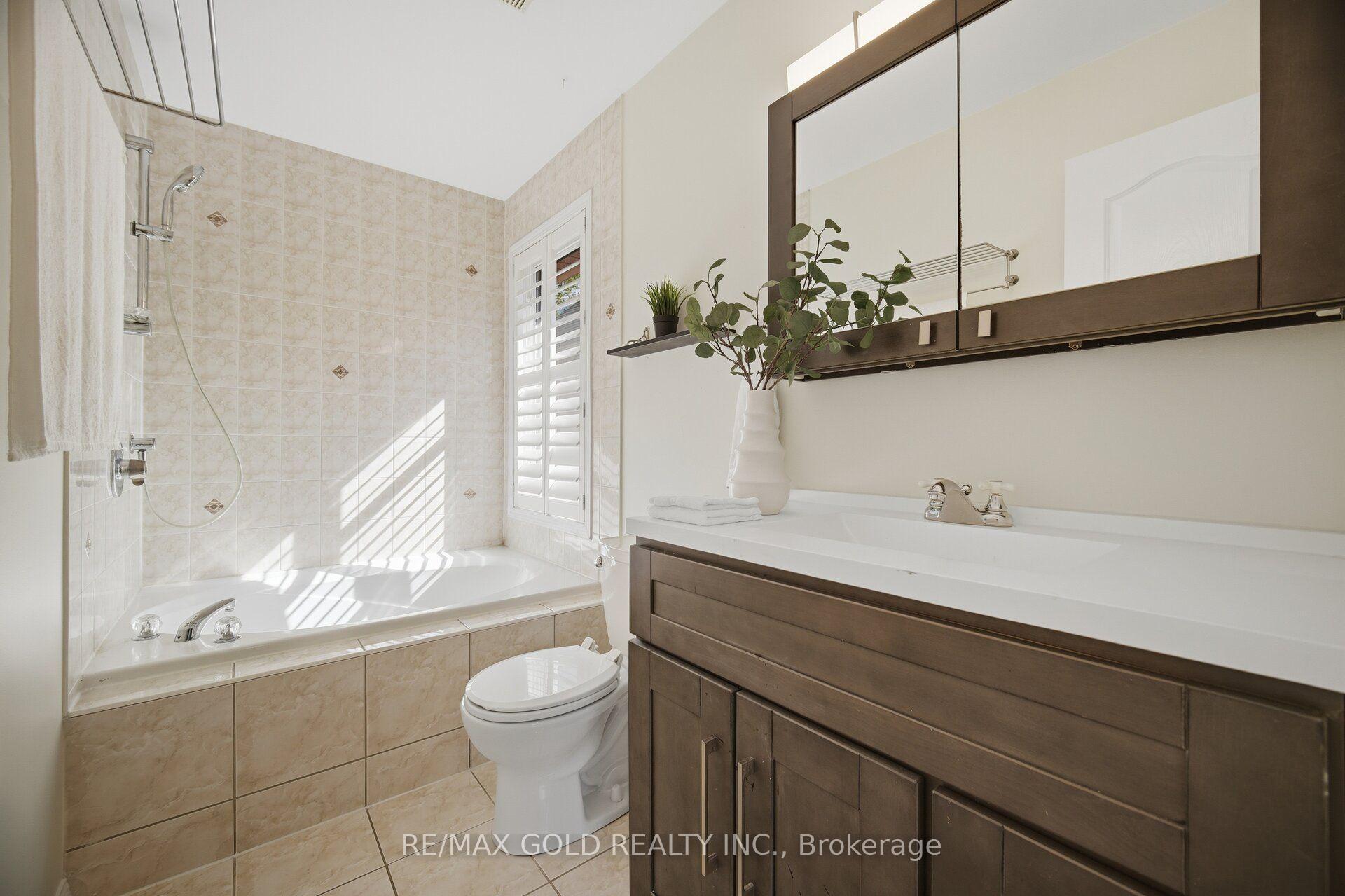 Photo 19 of 5566 Broadpath Gate, Mississauga, Churchill Meadows — HOMEH