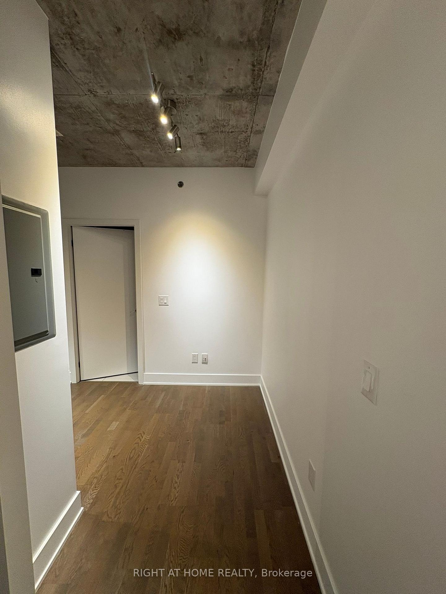 Photo 5 of Unit 602, 90 Trinity Street, Toronto, Moss Park — HOMEH