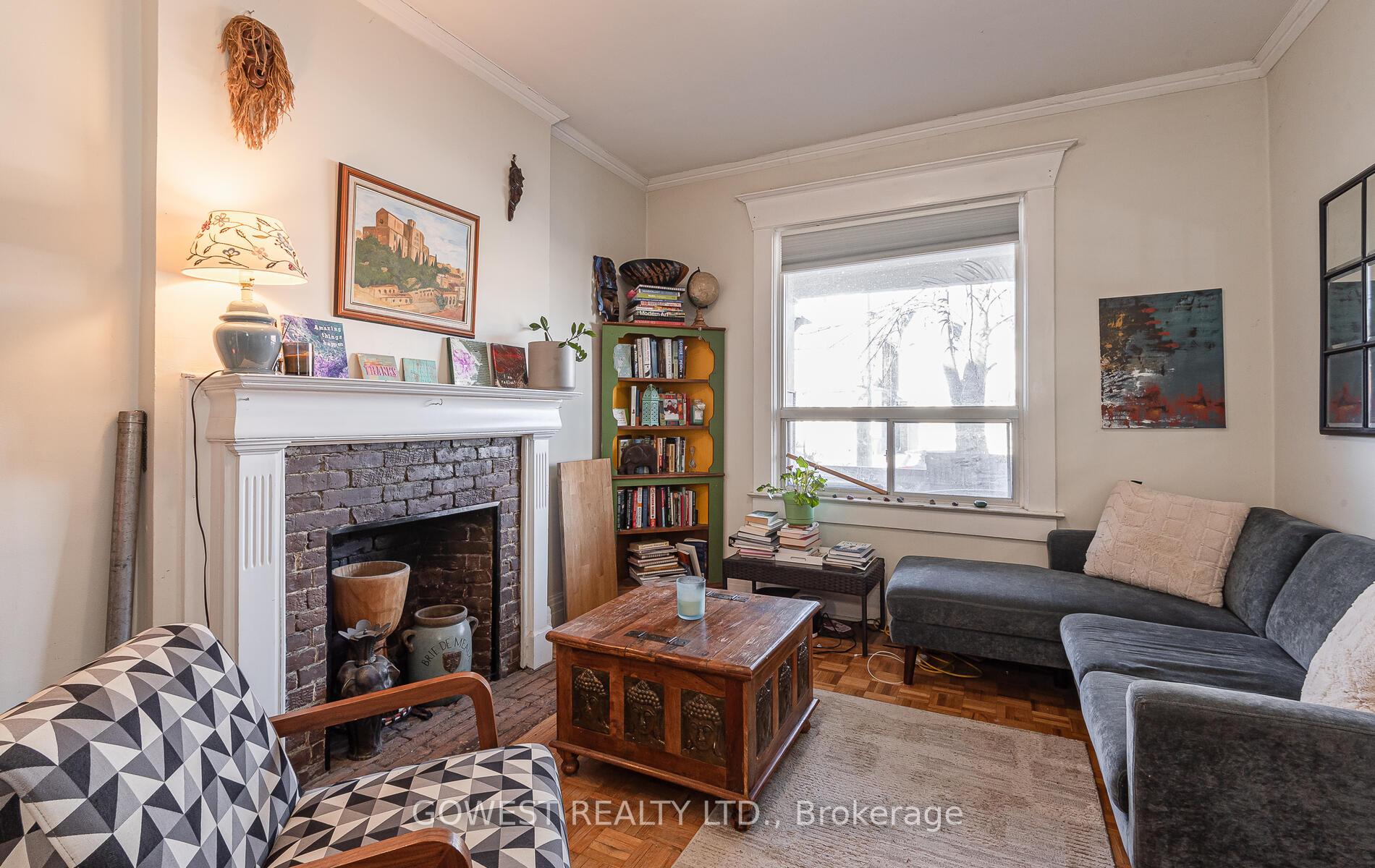 Photo 4 of 11 Kenneth Avenue, Toronto, High Park North — HOMEH