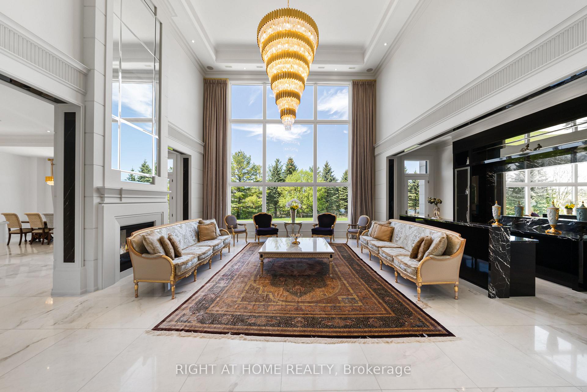 Photo 5 of 16 Sirona's Lane, Aurora, Bayview Southeast — HOMEH