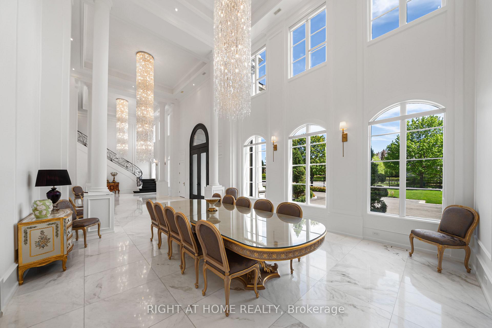 Photo 7 of 16 Sirona's Lane, Aurora, Bayview Southeast — HOMEH