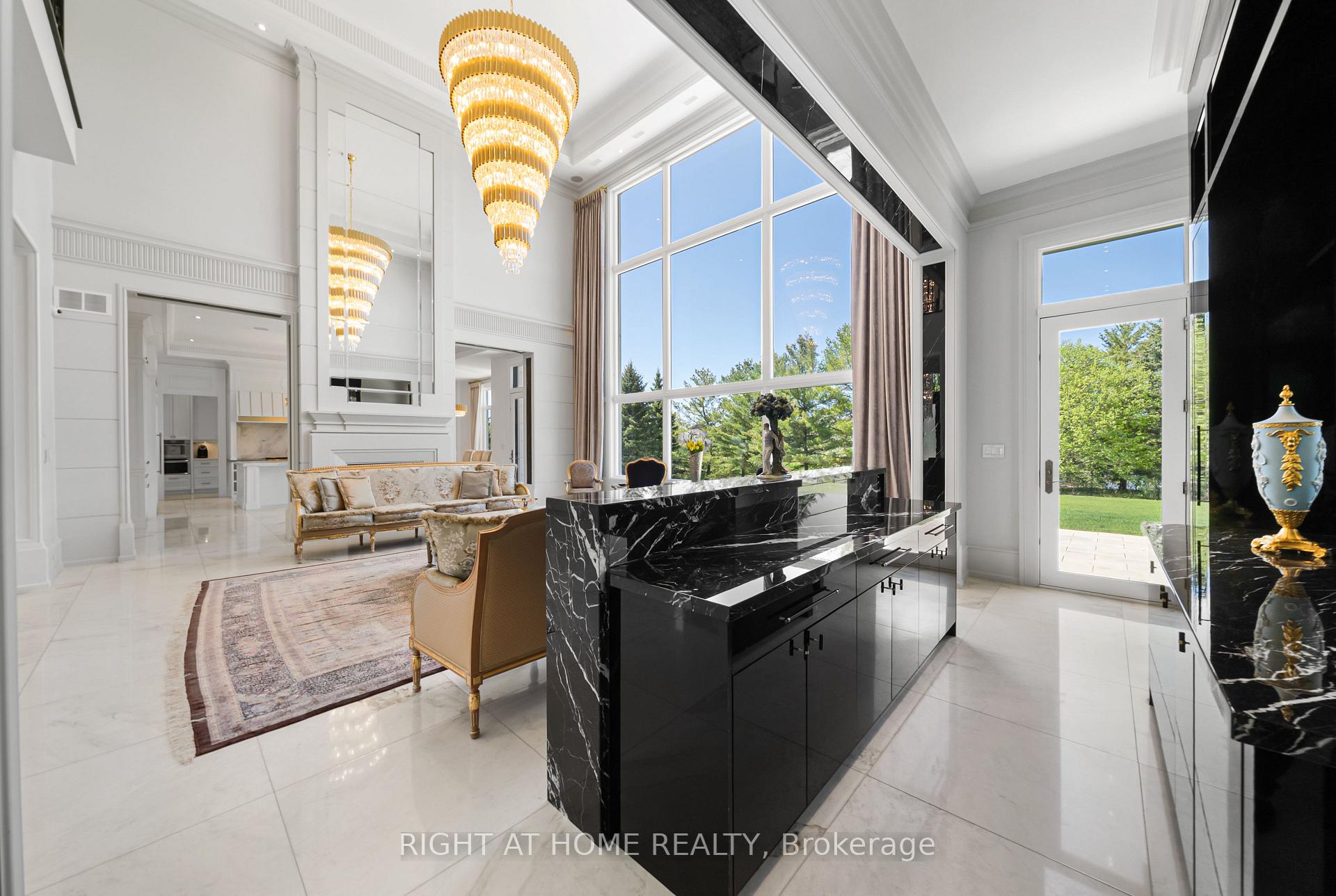 Photo 14 of 16 Sirona's Lane, Aurora, Bayview Southeast — HOMEH