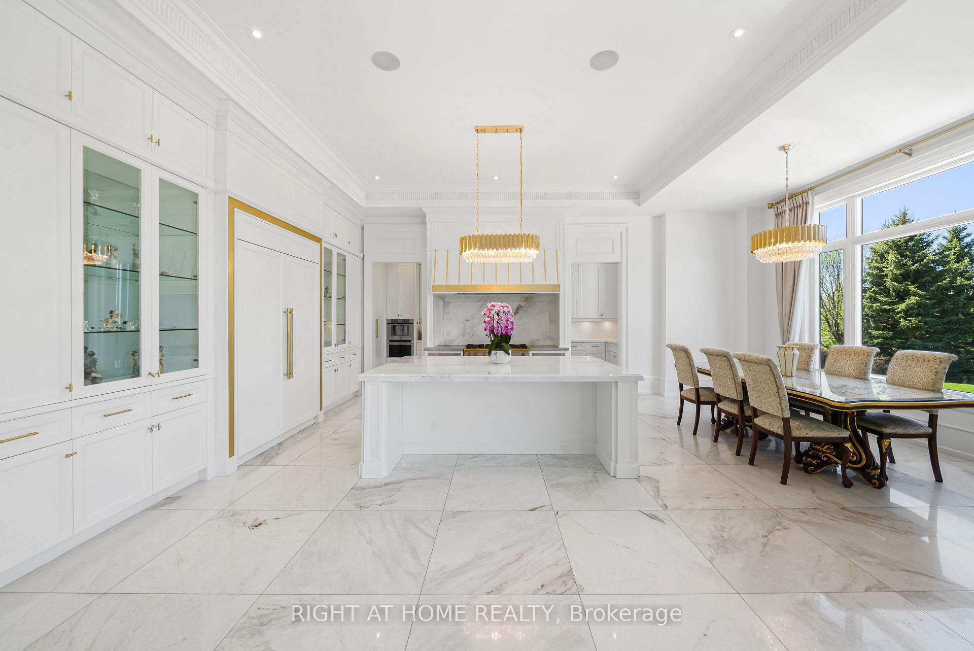 Photo 15 of 16 Sirona's Lane, Aurora, Bayview Southeast — HOMEH