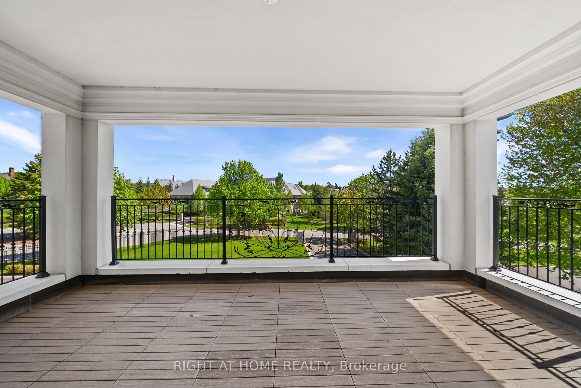 Photo 39 of 16 Sirona's Lane, Aurora, Bayview Southeast — HOMEH