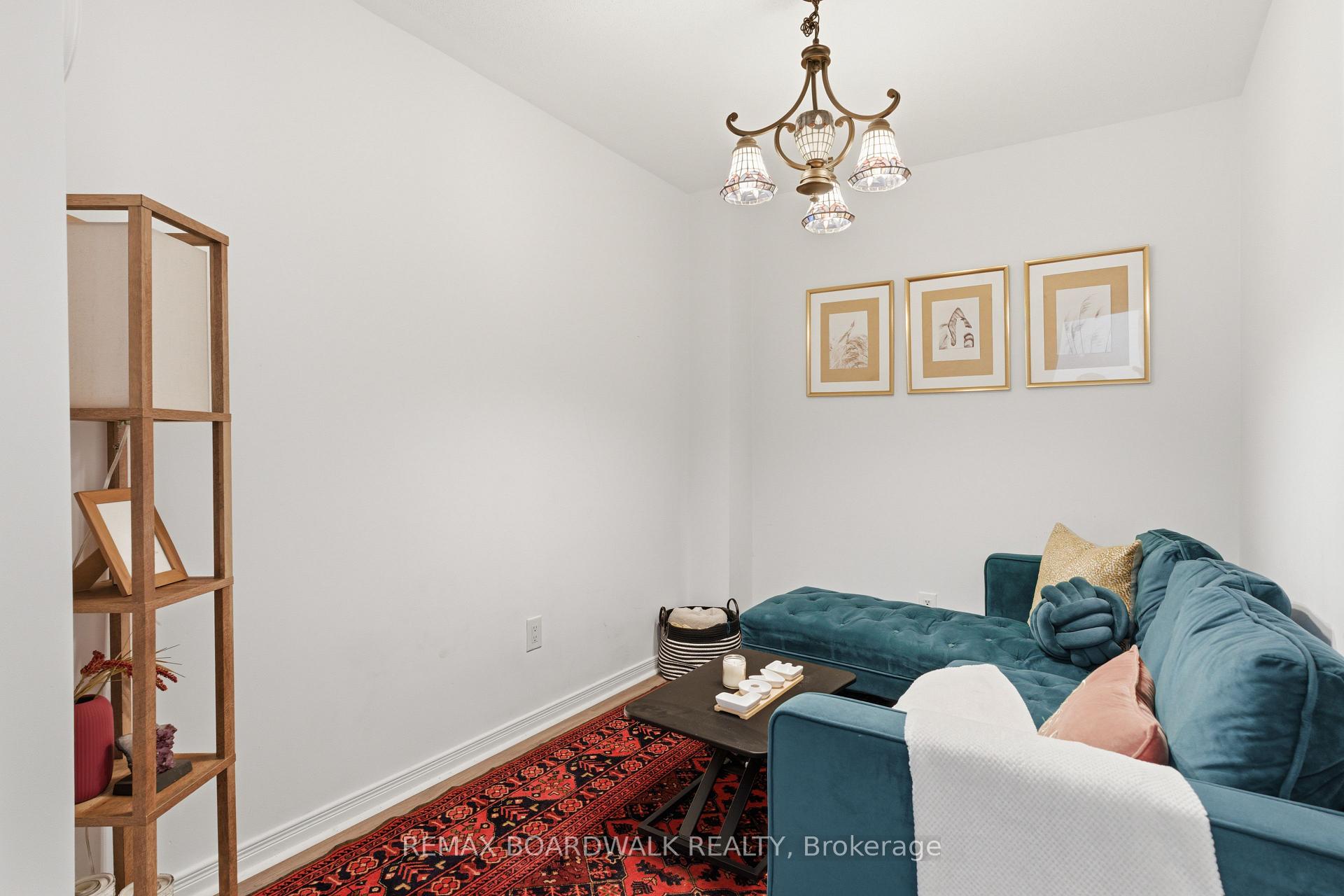 Photo 8 of 107 Caithness Private, Ottawa, Mer Bleue/Bradley Estates/Anderson Park — HOMEH