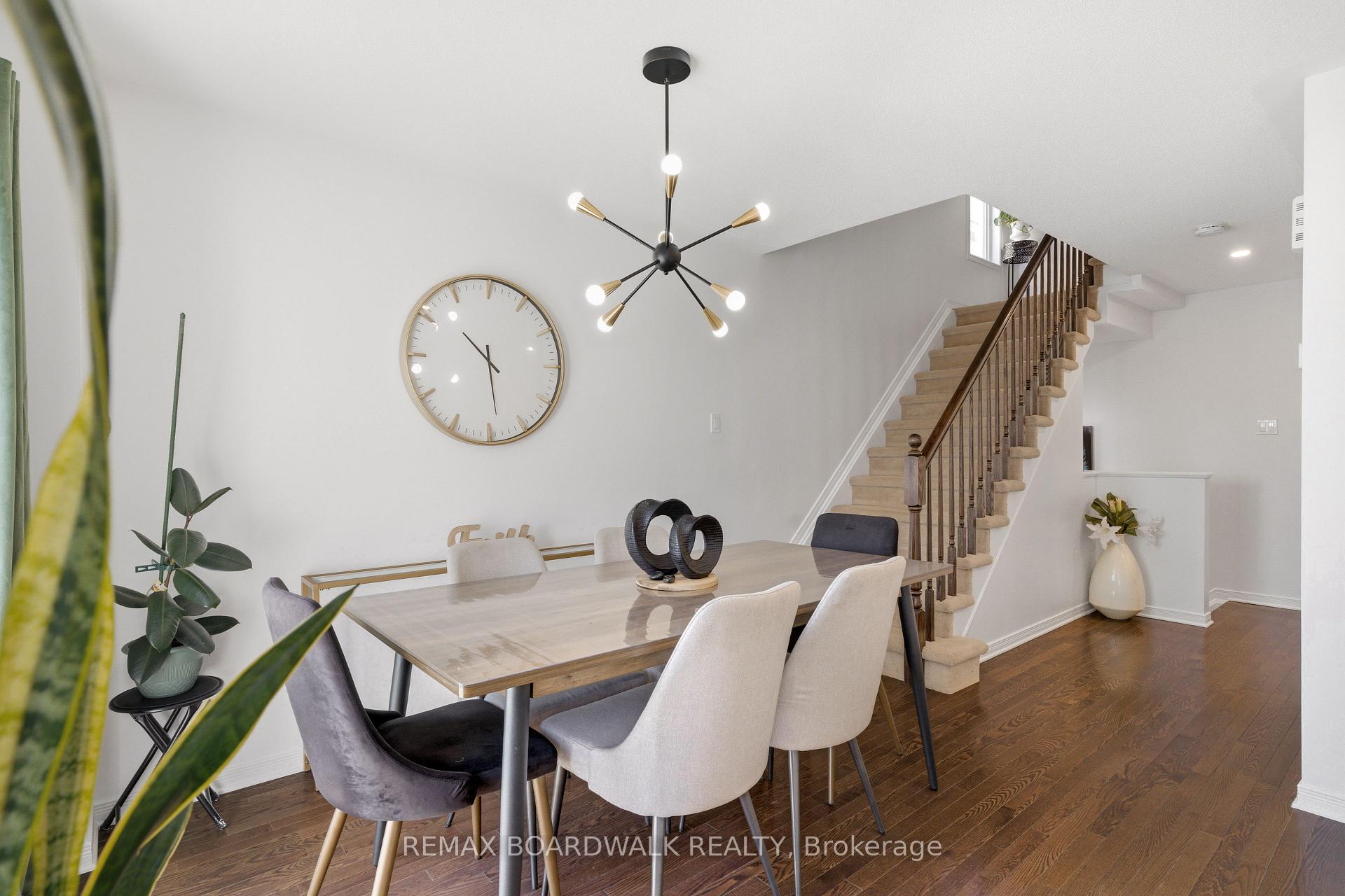 Photo 18 of 107 Caithness Private, Ottawa, Mer Bleue/Bradley Estates/Anderson Park — HOMEH