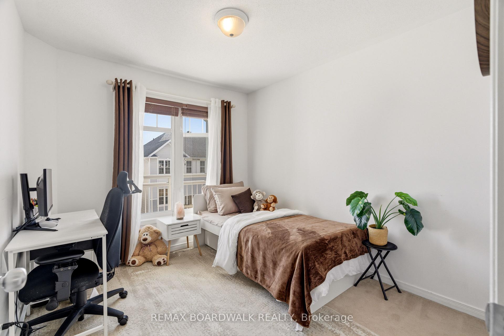 Photo 35 of 107 Caithness Private, Ottawa, Mer Bleue/Bradley Estates/Anderson Park — HOMEH