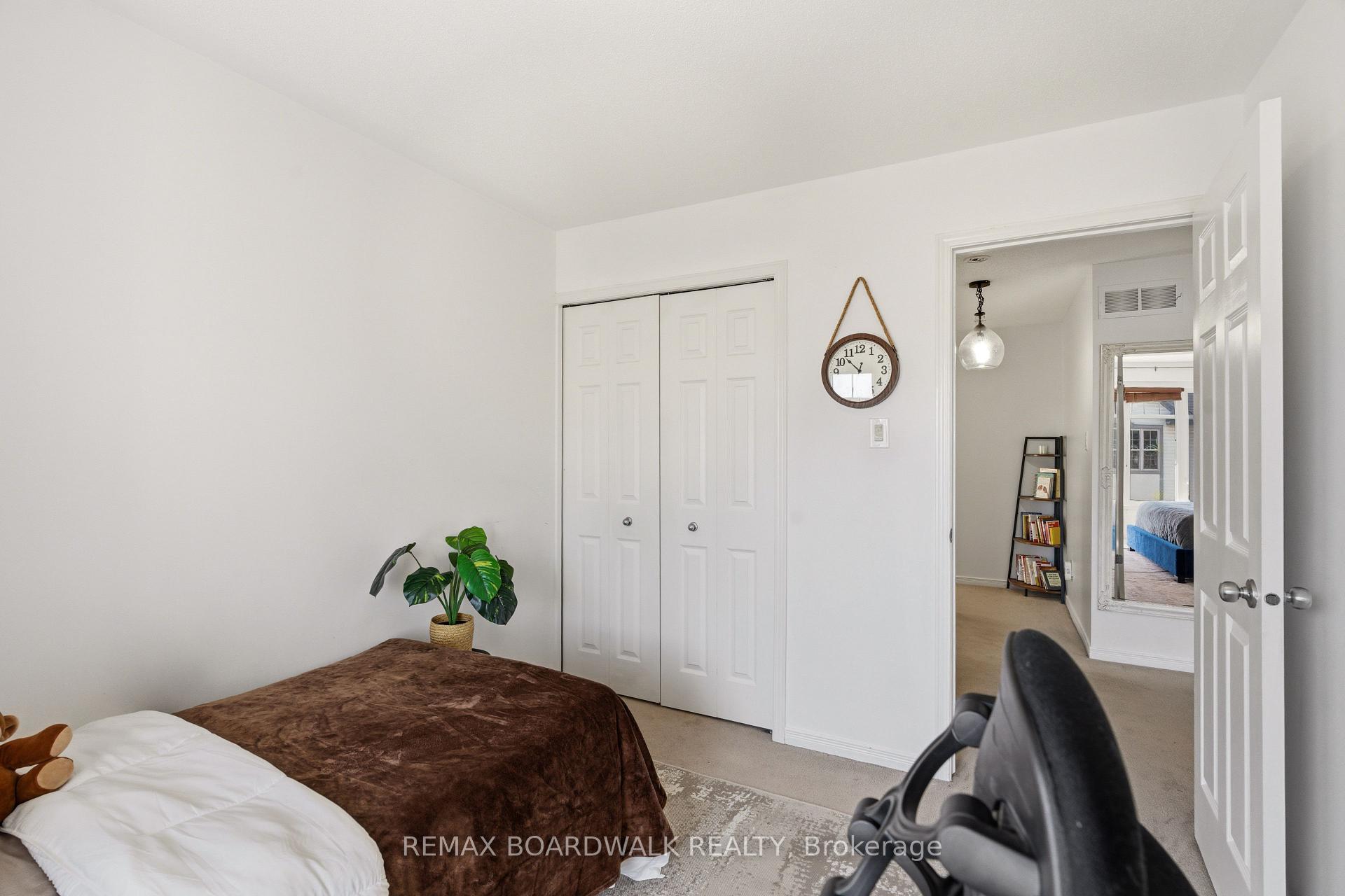 Photo 36 of 107 Caithness Private, Ottawa, Mer Bleue/Bradley Estates/Anderson Park — HOMEH