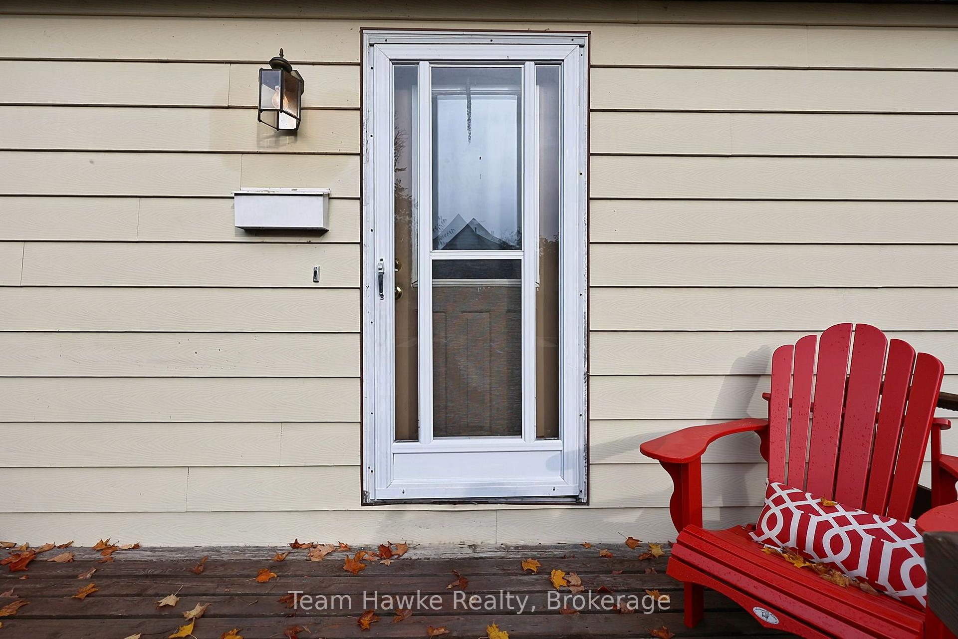 Photo 7 of 337 Norene Street, Midland — HOMEH