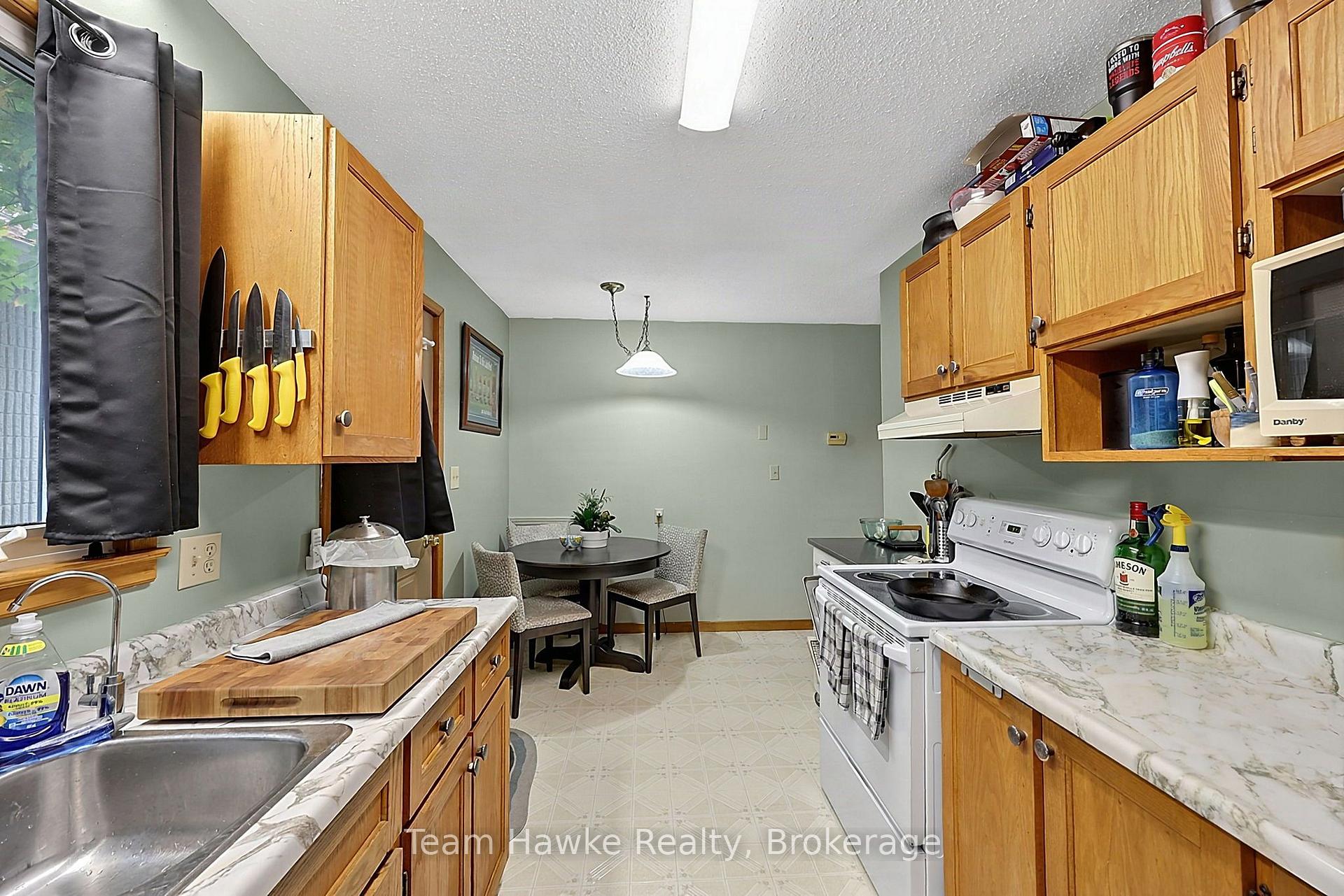 Photo 13 of 337 Norene Street, Midland — HOMEH