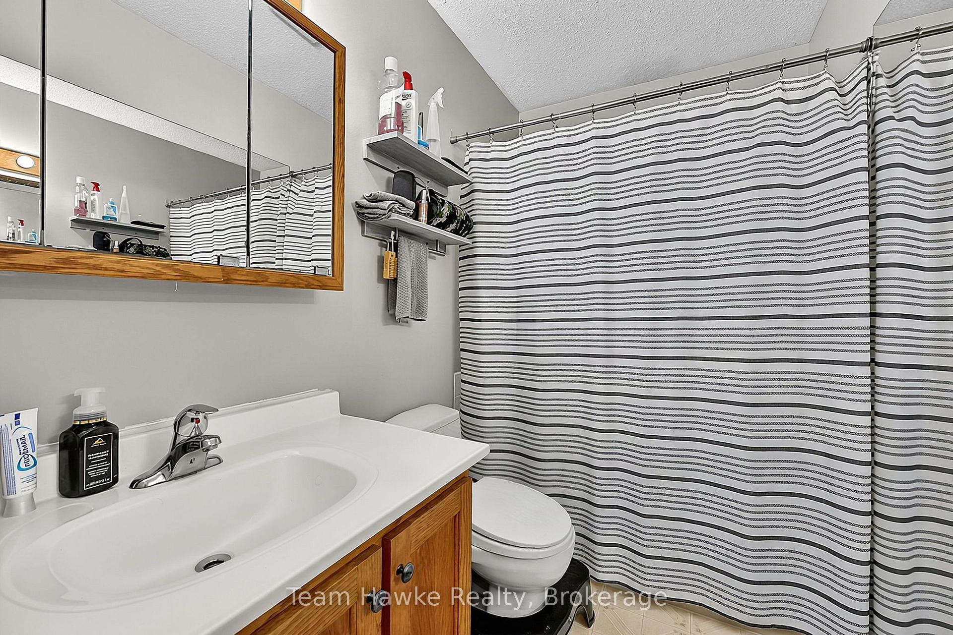 Photo 15 of 337 Norene Street, Midland — HOMEH