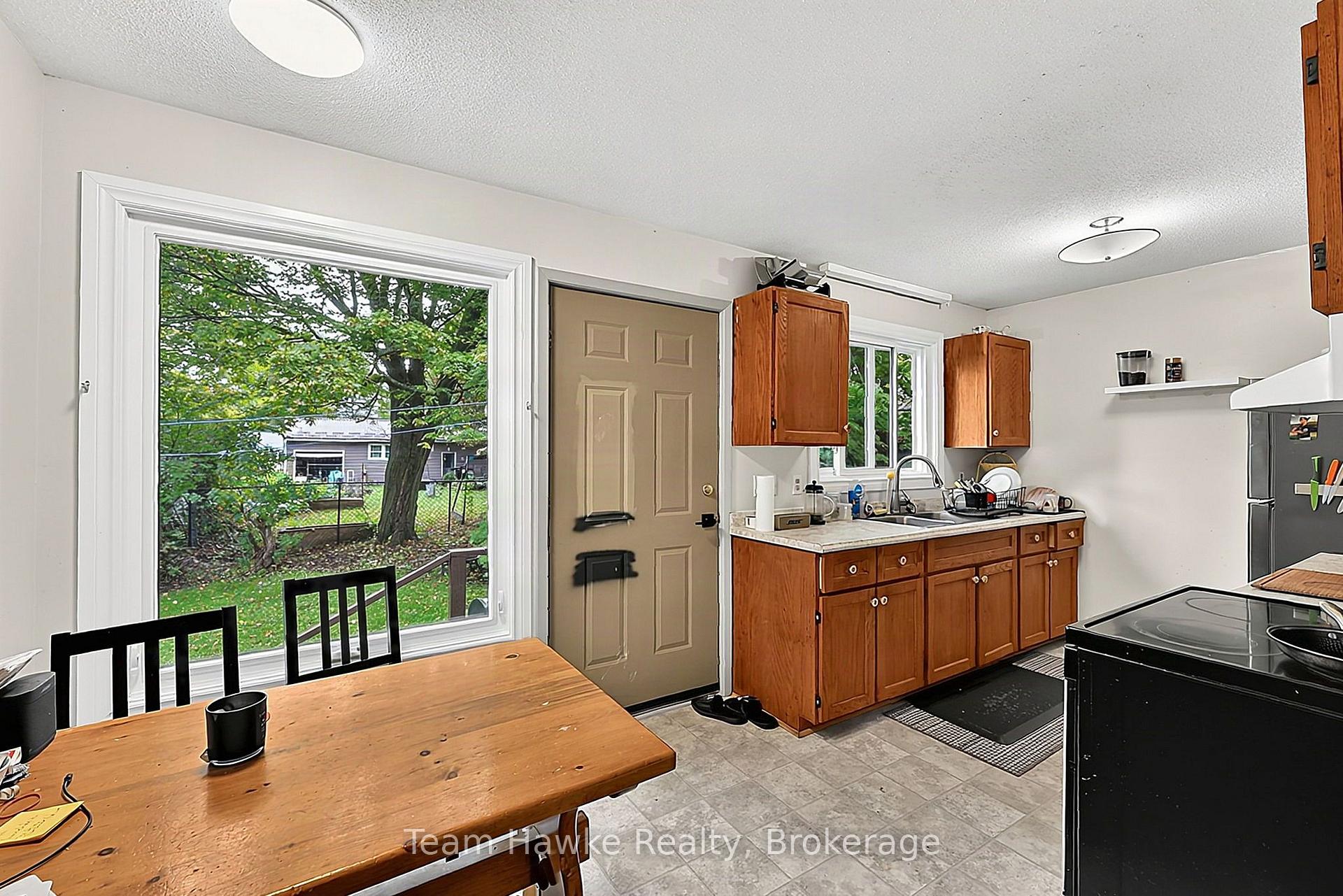 Photo 22 of 337 Norene Street, Midland — HOMEH