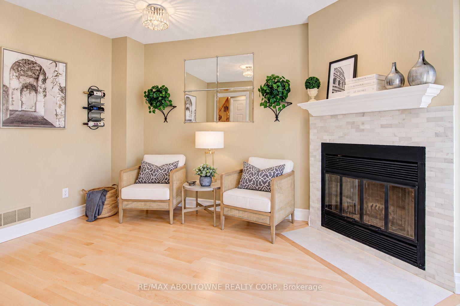Photo 11 of 3668 Colonial Drive, Mississauga, Erin Mills — HOMEH