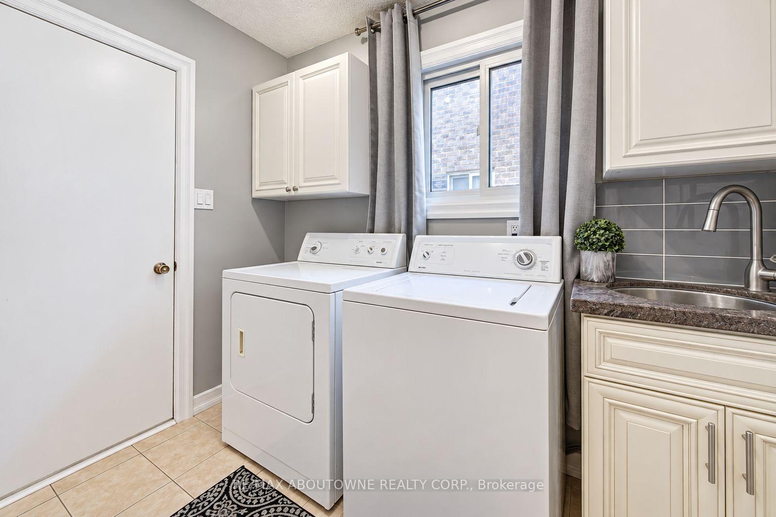 Photo 19 of 3668 Colonial Drive, Mississauga, Erin Mills — HOMEH