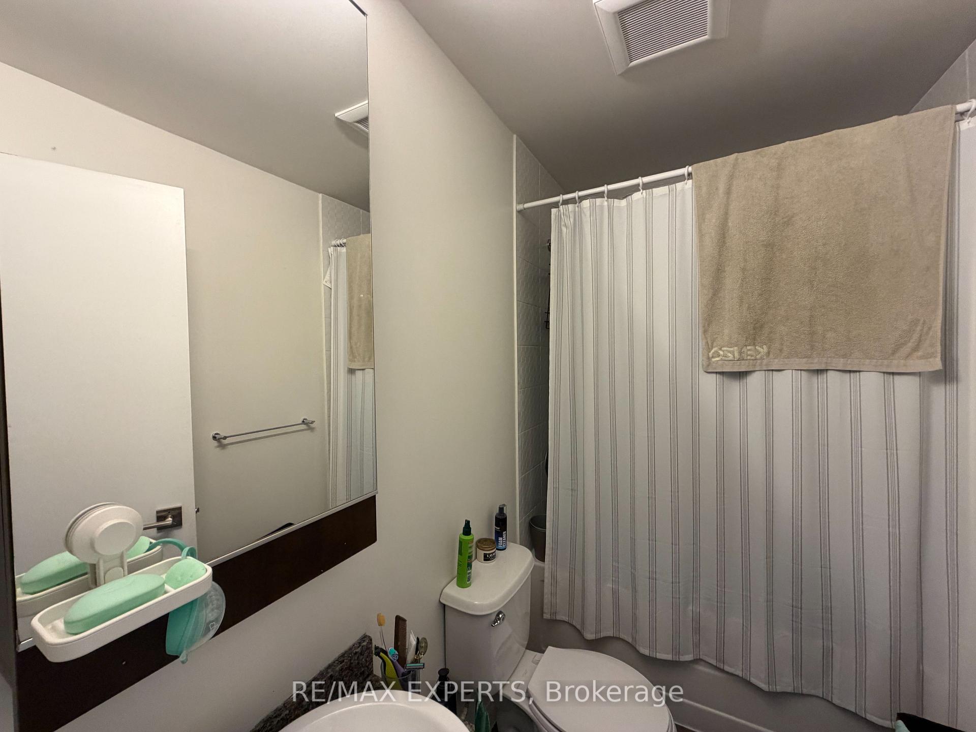 Photo 6 of Unit 2004, 500 Sherbourne Street, Toronto, North St. James Town — HOMEH