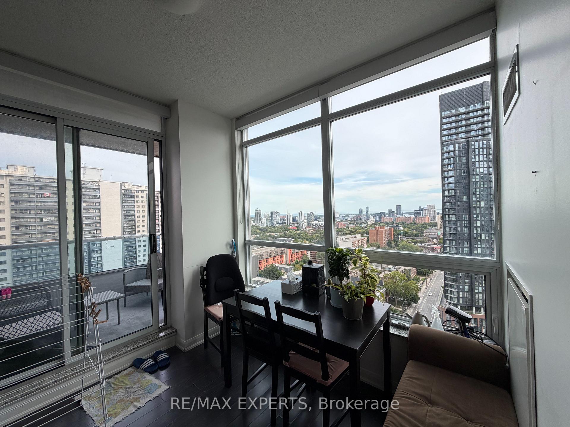 Photo 9 of Unit 2004, 500 Sherbourne Street, Toronto, North St. James Town — HOMEH