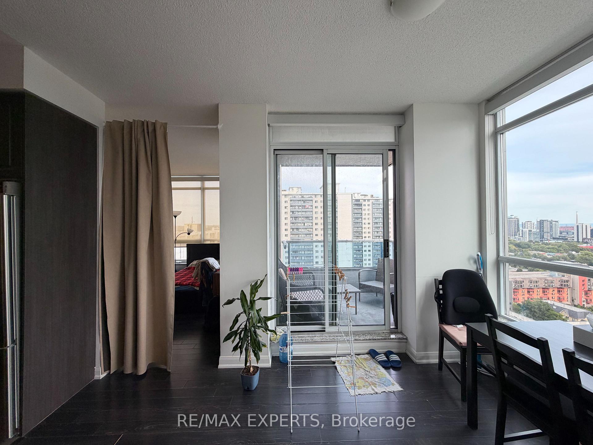 Photo 10 of Unit 2004, 500 Sherbourne Street, Toronto, North St. James Town — HOMEH
