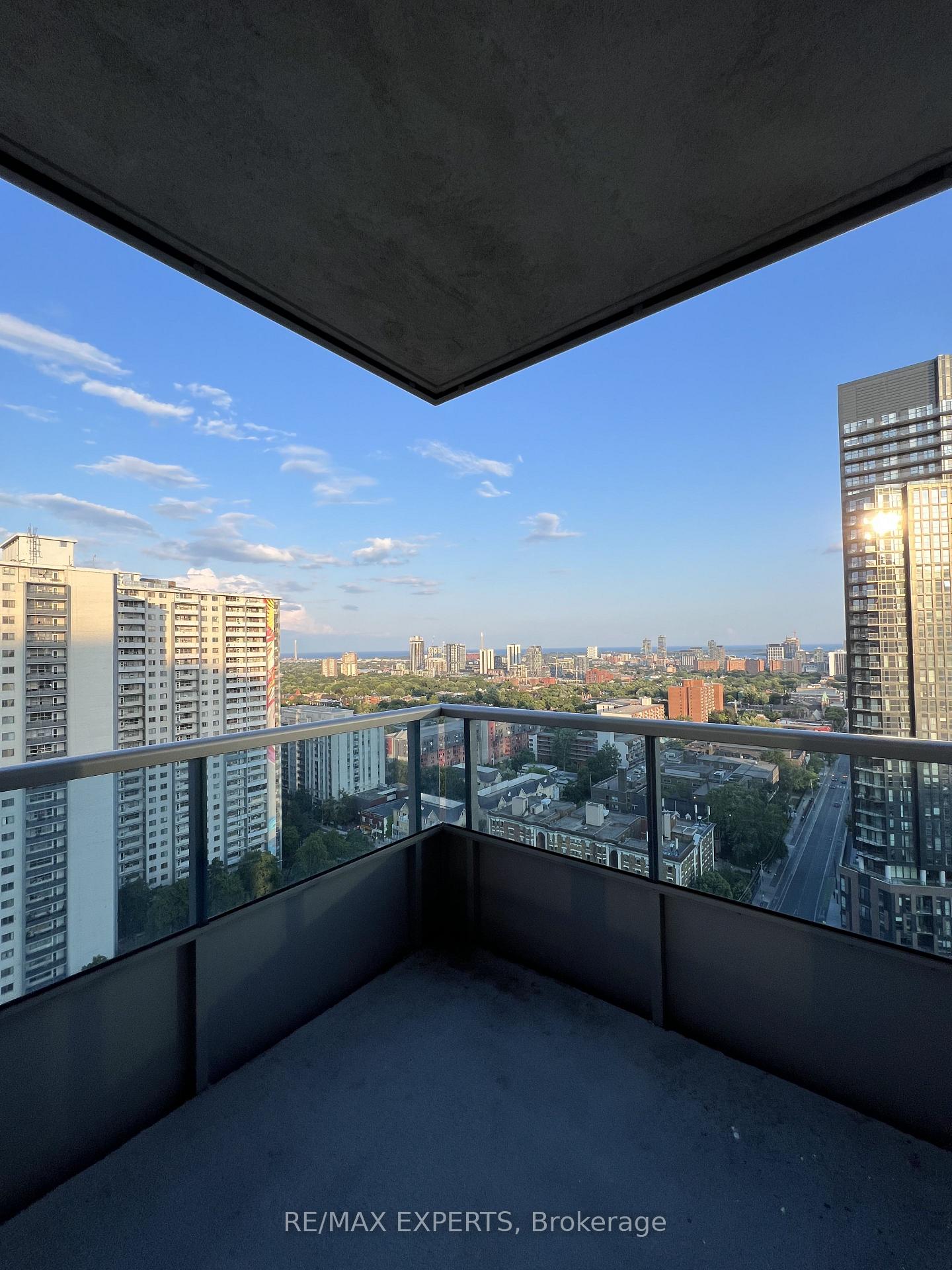 Photo 17 of Unit 2004, 500 Sherbourne Street, Toronto, North St. James Town — HOMEH