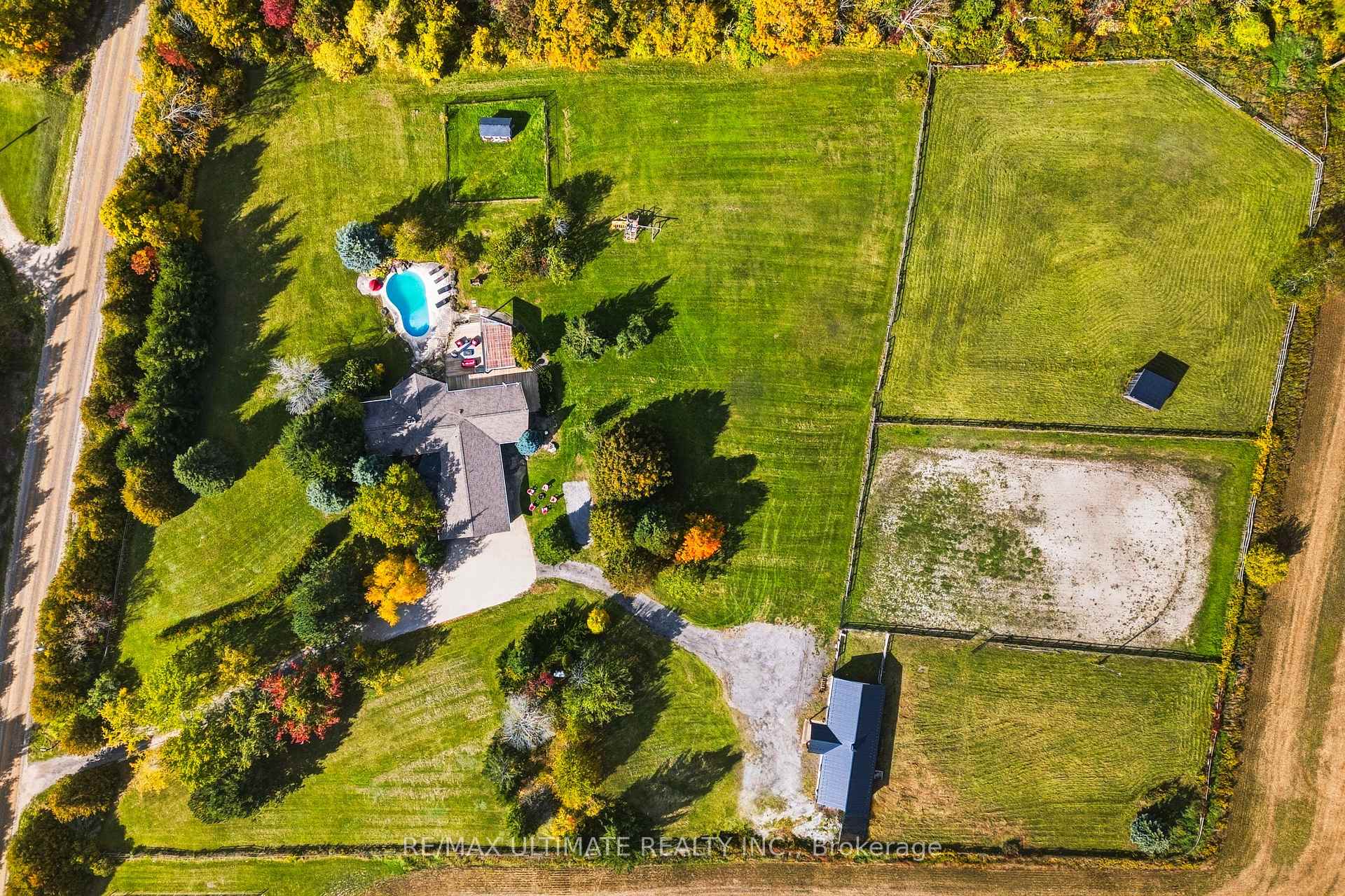 Photo 3 of 873421 5th Line Estates, Mono, Rural Mono — HOMEH