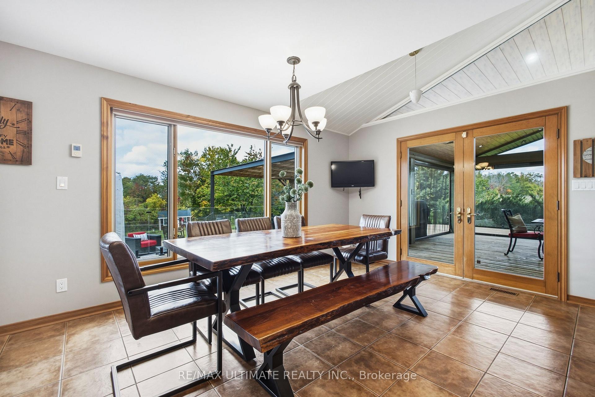 Photo 6 of 873421 5th Line Estates, Mono, Rural Mono — HOMEH