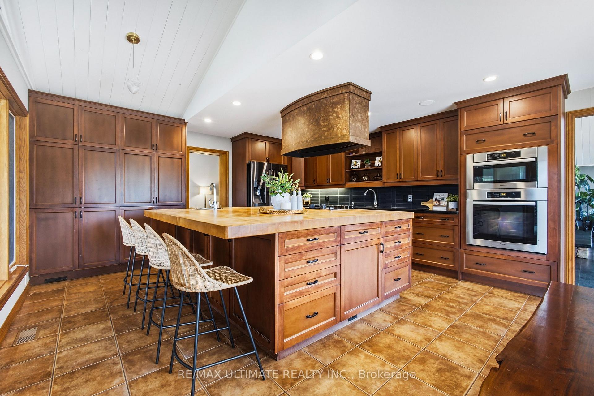Photo 10 of 873421 5th Line Estates, Mono, Rural Mono — HOMEH