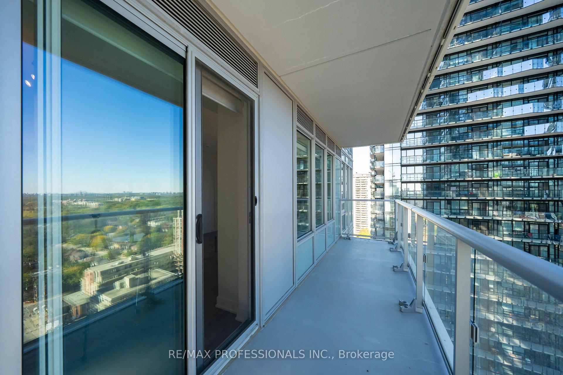 Photo 11 of Unit 2103, 99 Broadway Avenue, Toronto, Mount Pleasant West — HOMEH