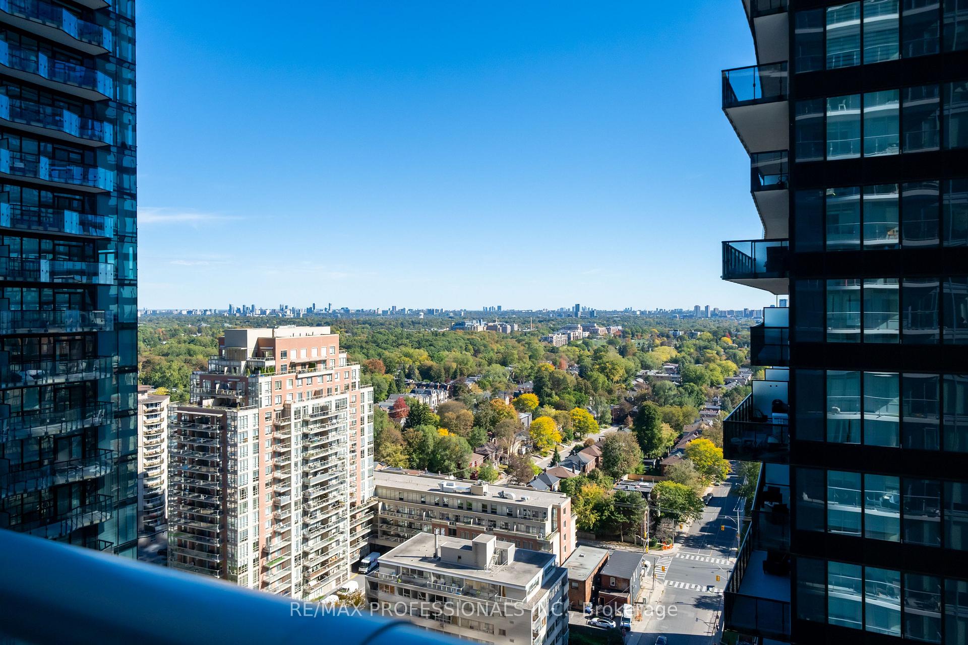 Photo 12 of Unit 2103, 99 Broadway Avenue, Toronto, Mount Pleasant West — HOMEH