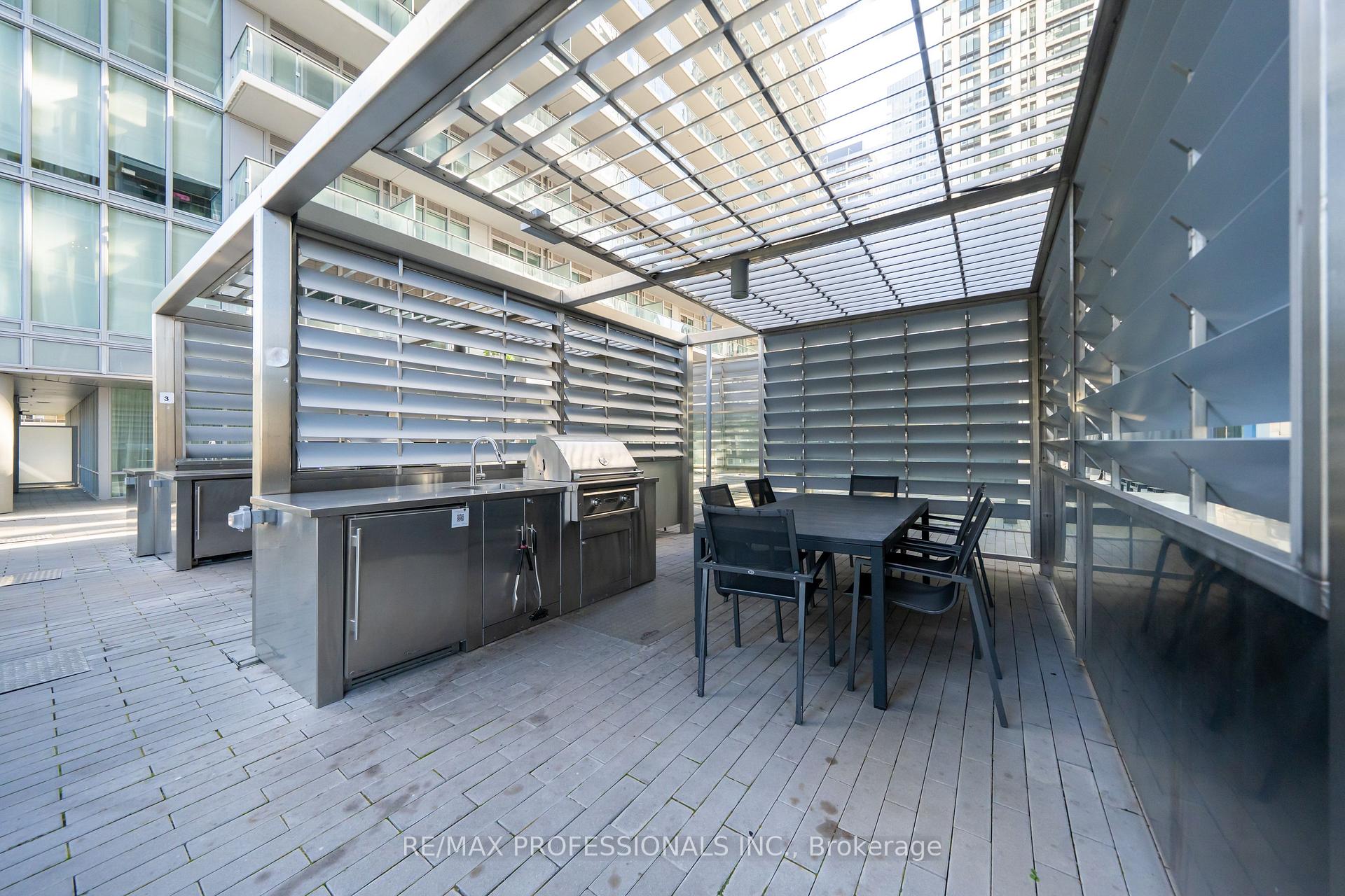 Photo 15 of Unit 2103, 99 Broadway Avenue, Toronto, Mount Pleasant West — HOMEH