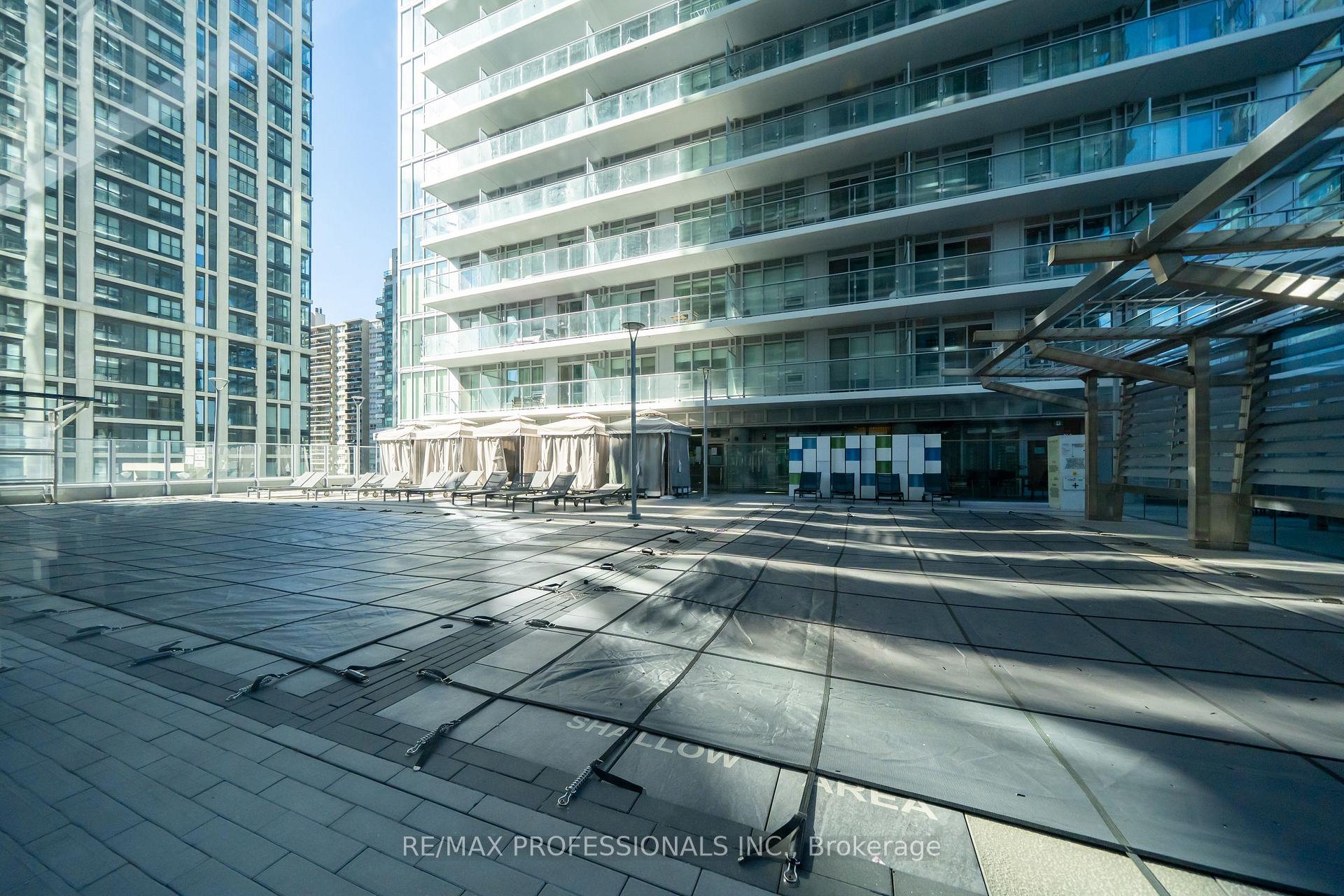 Photo 16 of Unit 2103, 99 Broadway Avenue, Toronto, Mount Pleasant West — HOMEH