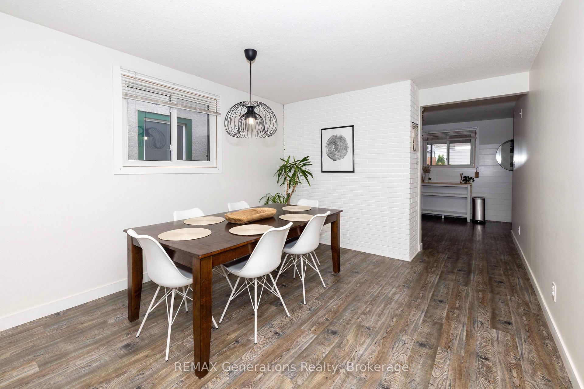Photo 5 of 282 Algoma Street N, Thunder Bay, Shuniah — HOMEH