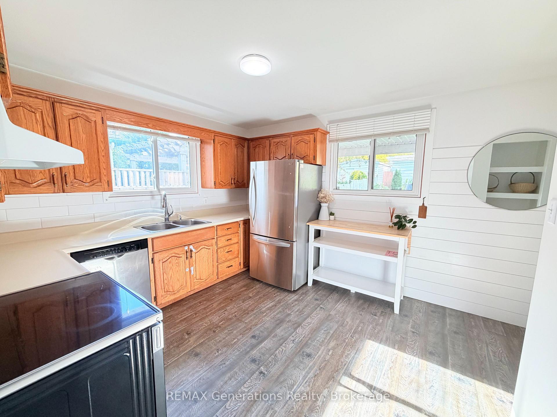 Photo 23 of 282 Algoma Street N, Thunder Bay, Shuniah — HOMEH