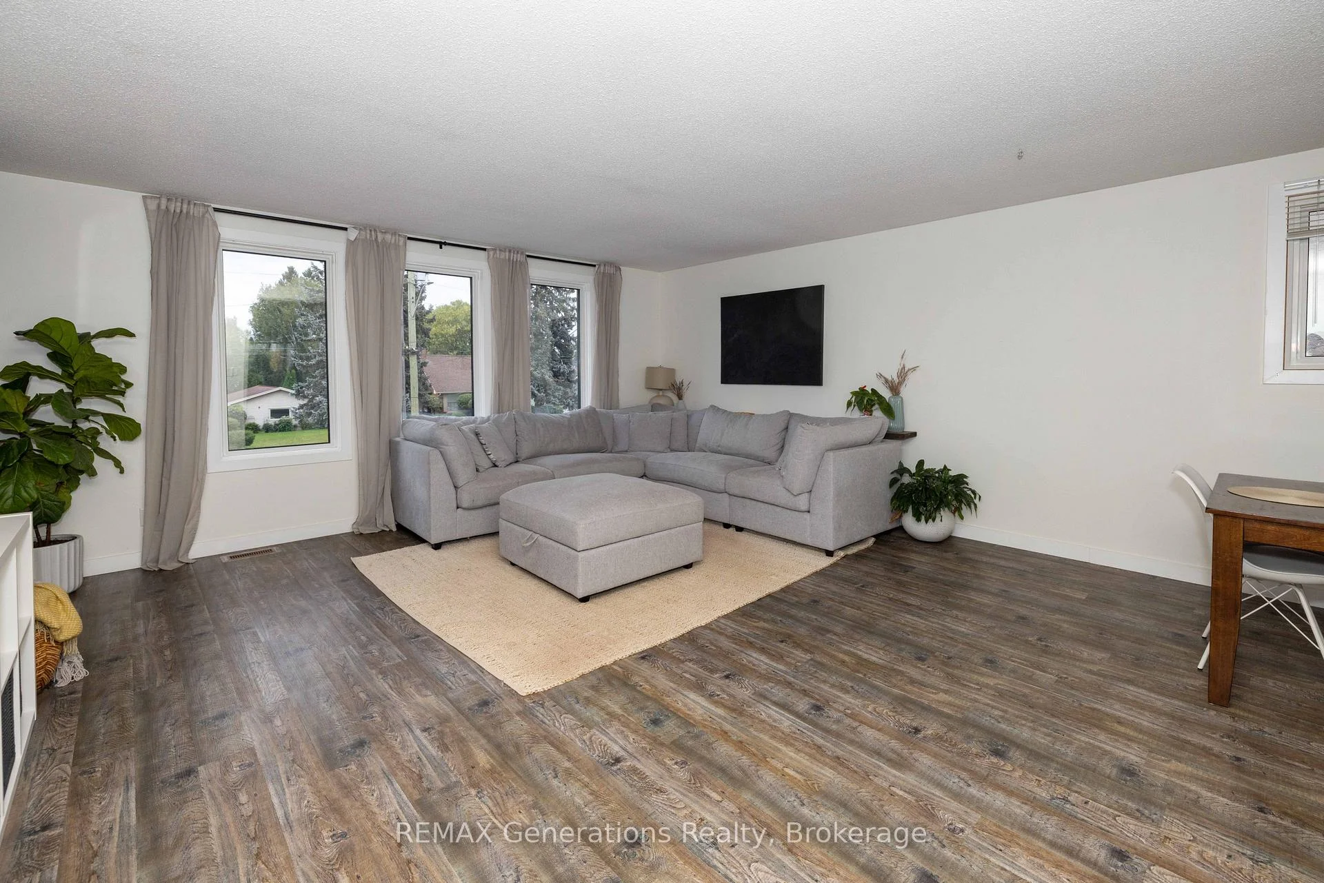 Photo 11 of 282 Algoma Street N, Thunder Bay, Shuniah — HOMEH