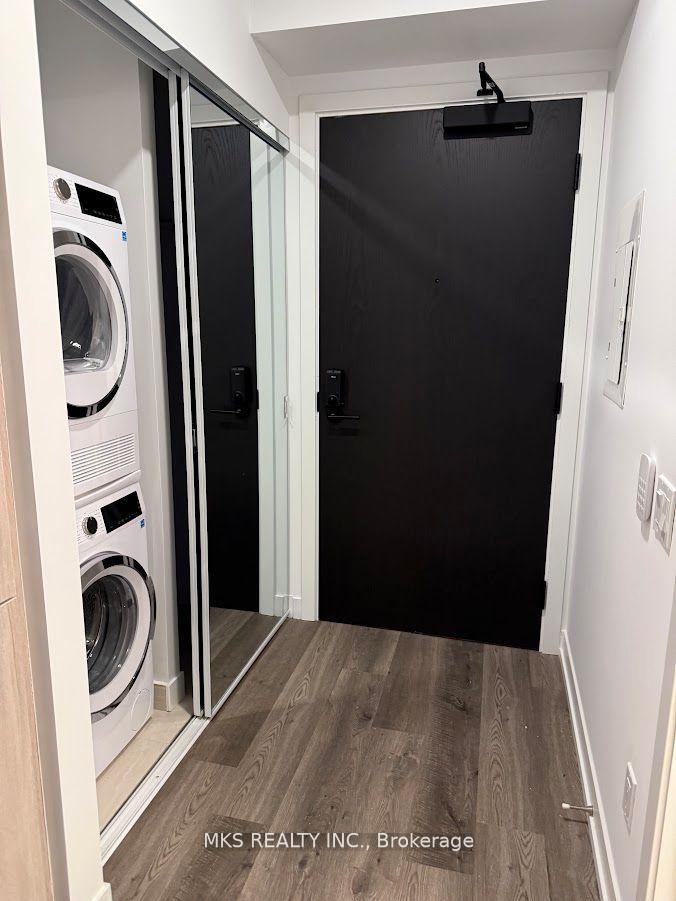 Photo 4 of Unit 610, 771 Yonge Street, Toronto, The Annex — HOMEH