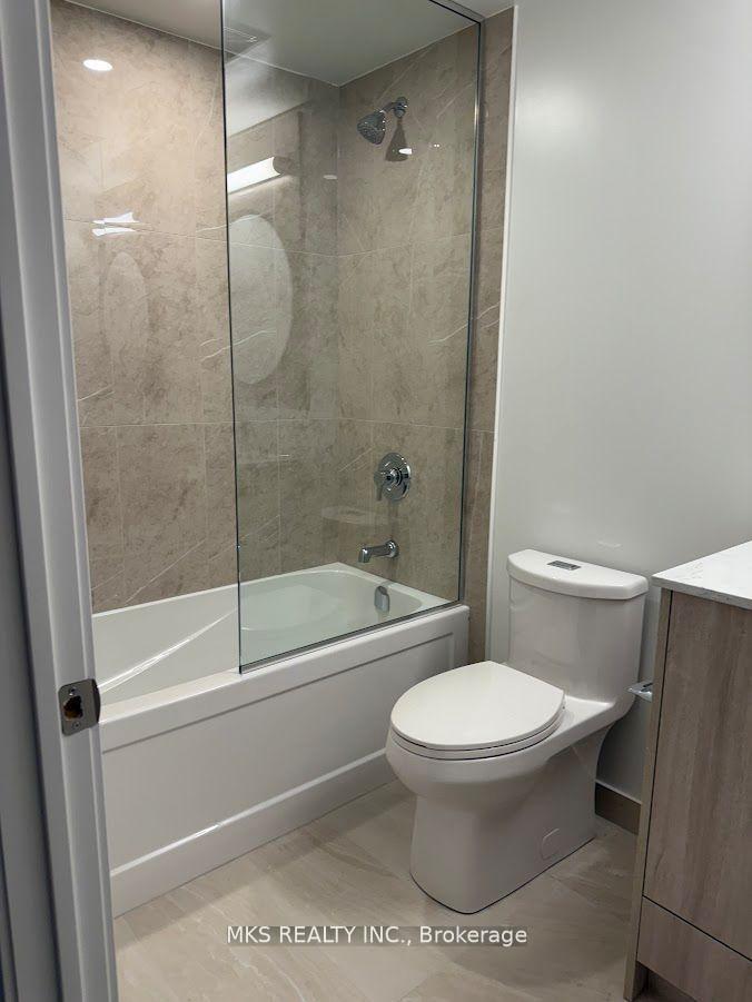 Photo 5 of Unit 610, 771 Yonge Street, Toronto, The Annex — HOMEH