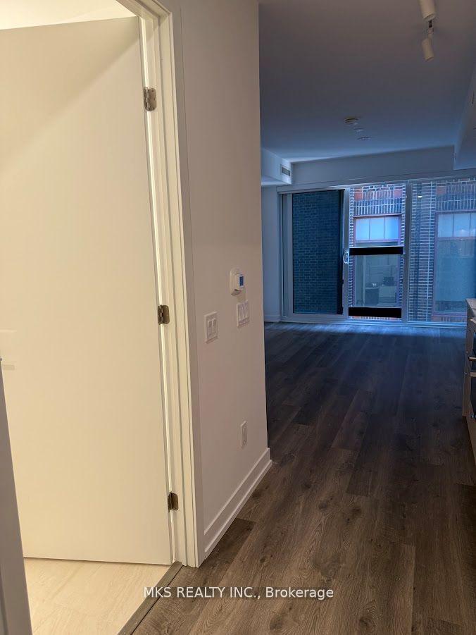 Photo 8 of Unit 610, 771 Yonge Street, Toronto, The Annex — HOMEH