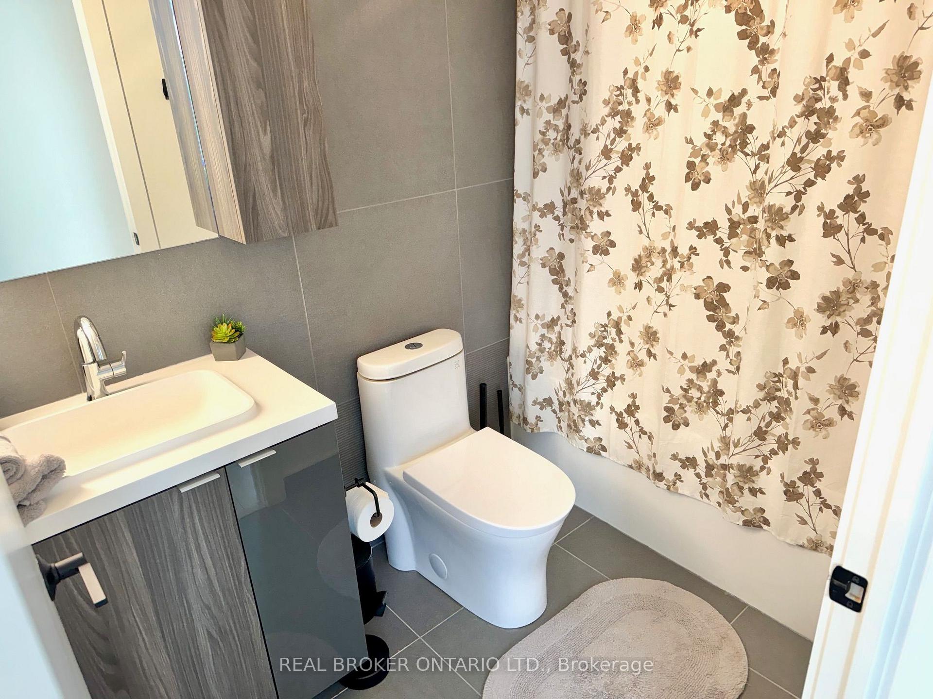 Photo 8 of Unit 13, 15 Mercer Street, Toronto, Waterfront Communities — HOMEH