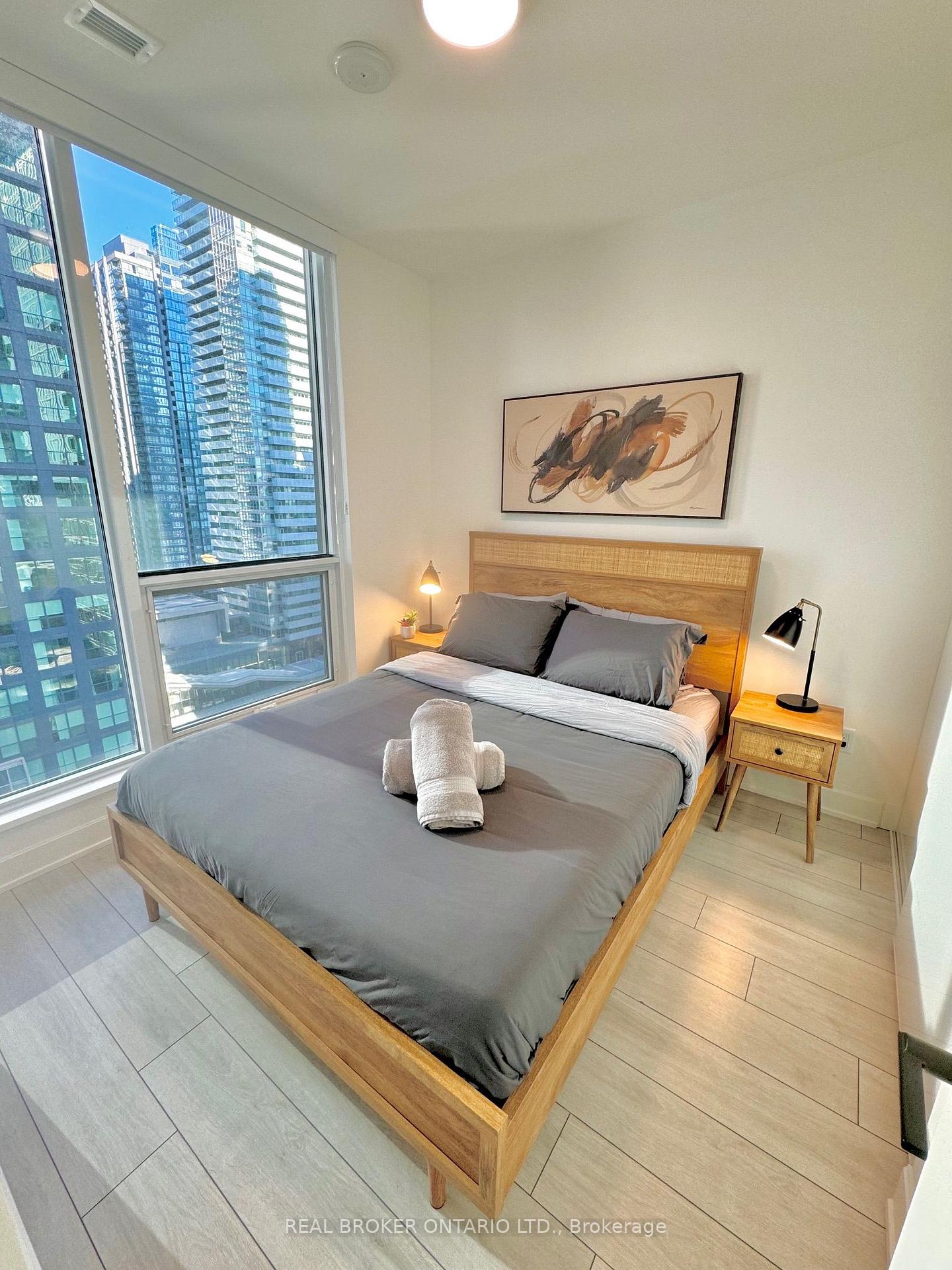 Photo 9 of Unit 13, 15 Mercer Street, Toronto, Waterfront Communities — HOMEH
