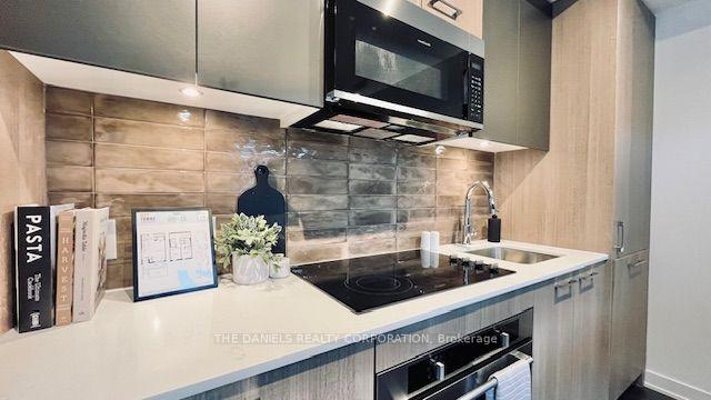 Photo 6 of Unit 114, 30 Dreamers Way, Toronto, Regent Park — HOMEH