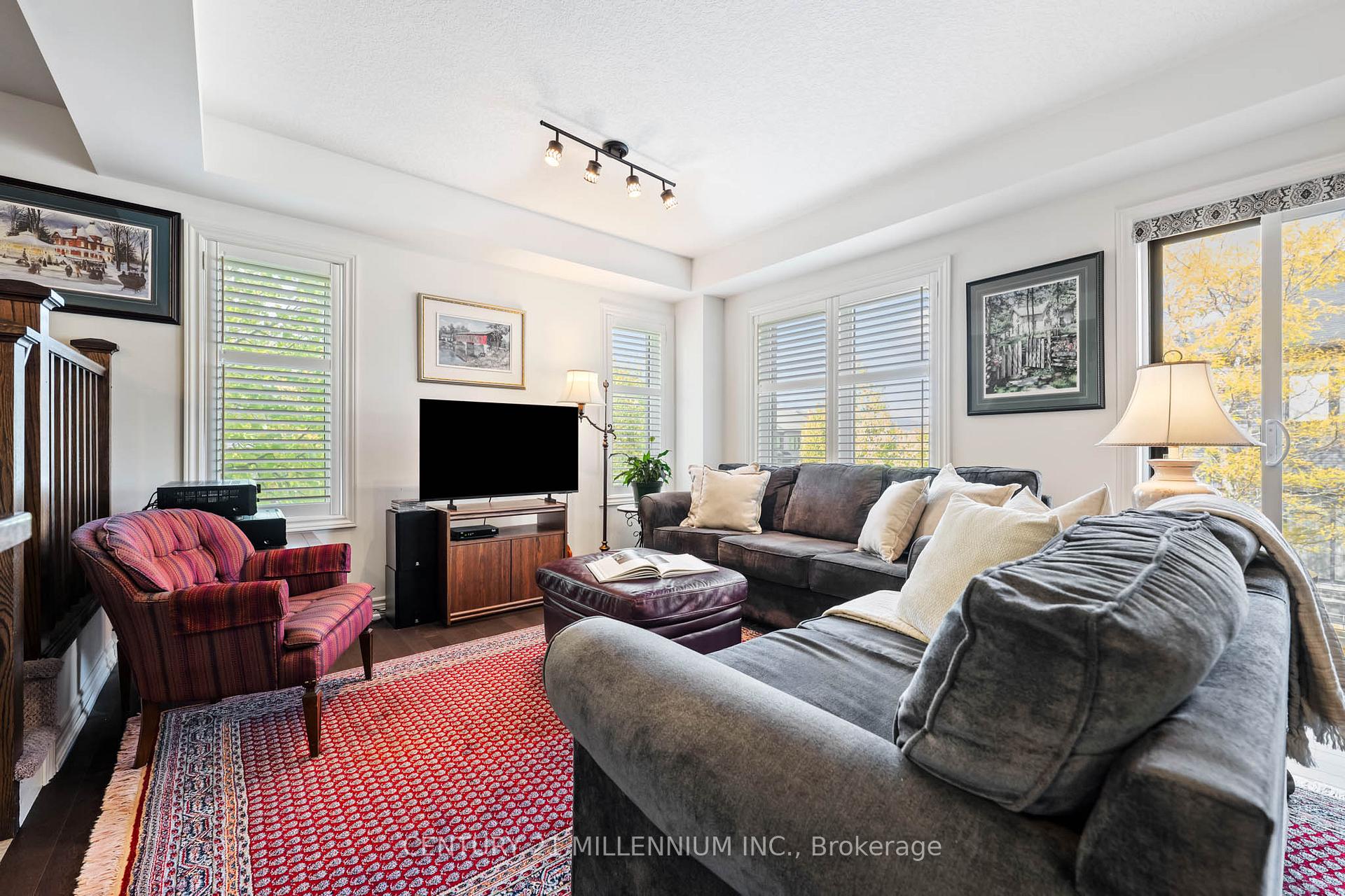 Photo 15 of Unit 18, 91 Poppy Drive E, Guelph, Pineridge/Westminster Woods — HOMEH