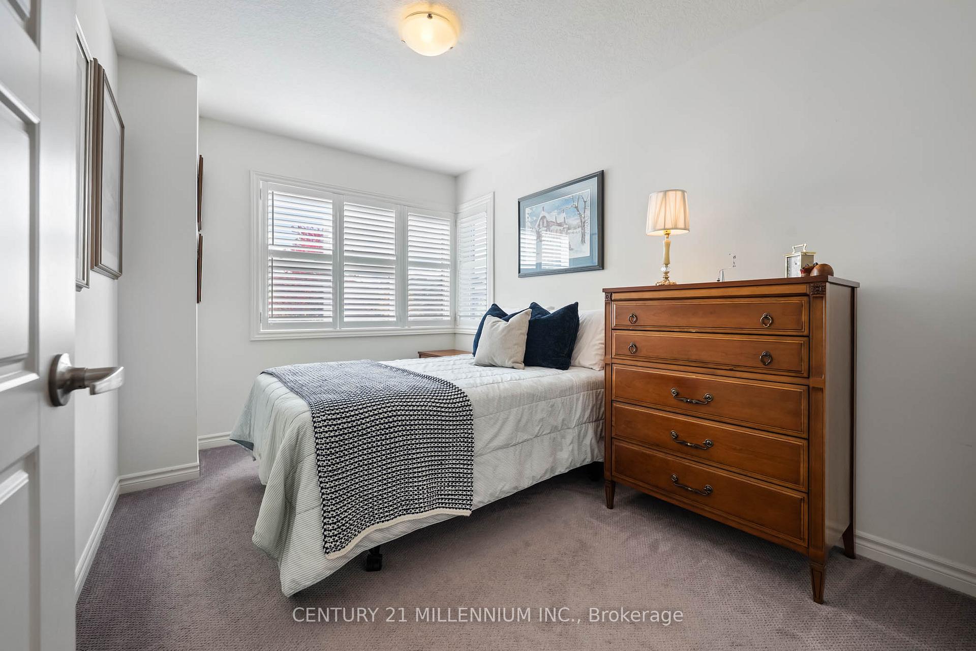 Photo 18 of Unit 18, 91 Poppy Drive E, Guelph, Pineridge/Westminster Woods — HOMEH
