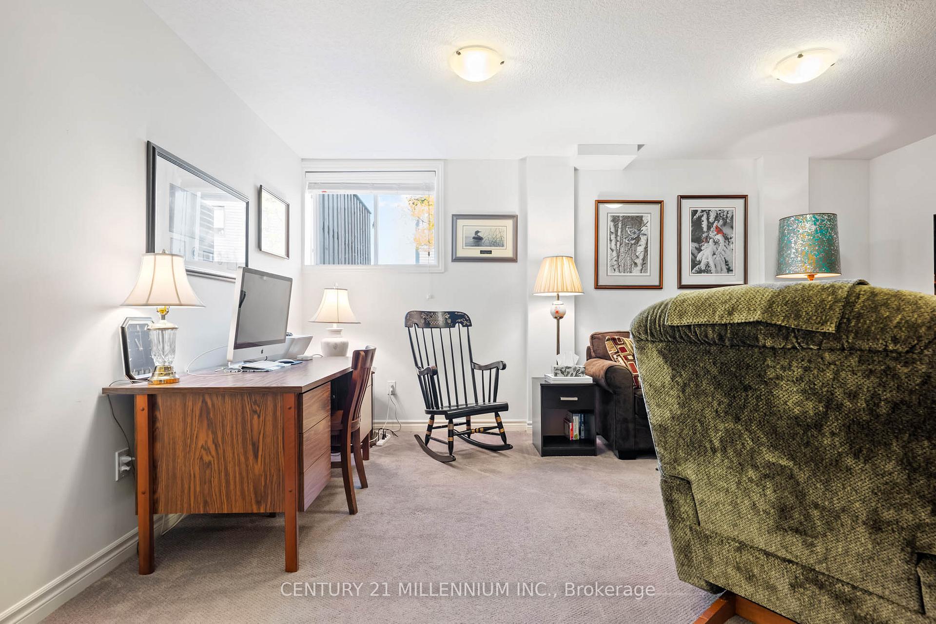 Photo 33 of Unit 18, 91 Poppy Drive E, Guelph, Pineridge/Westminster Woods — HOMEH