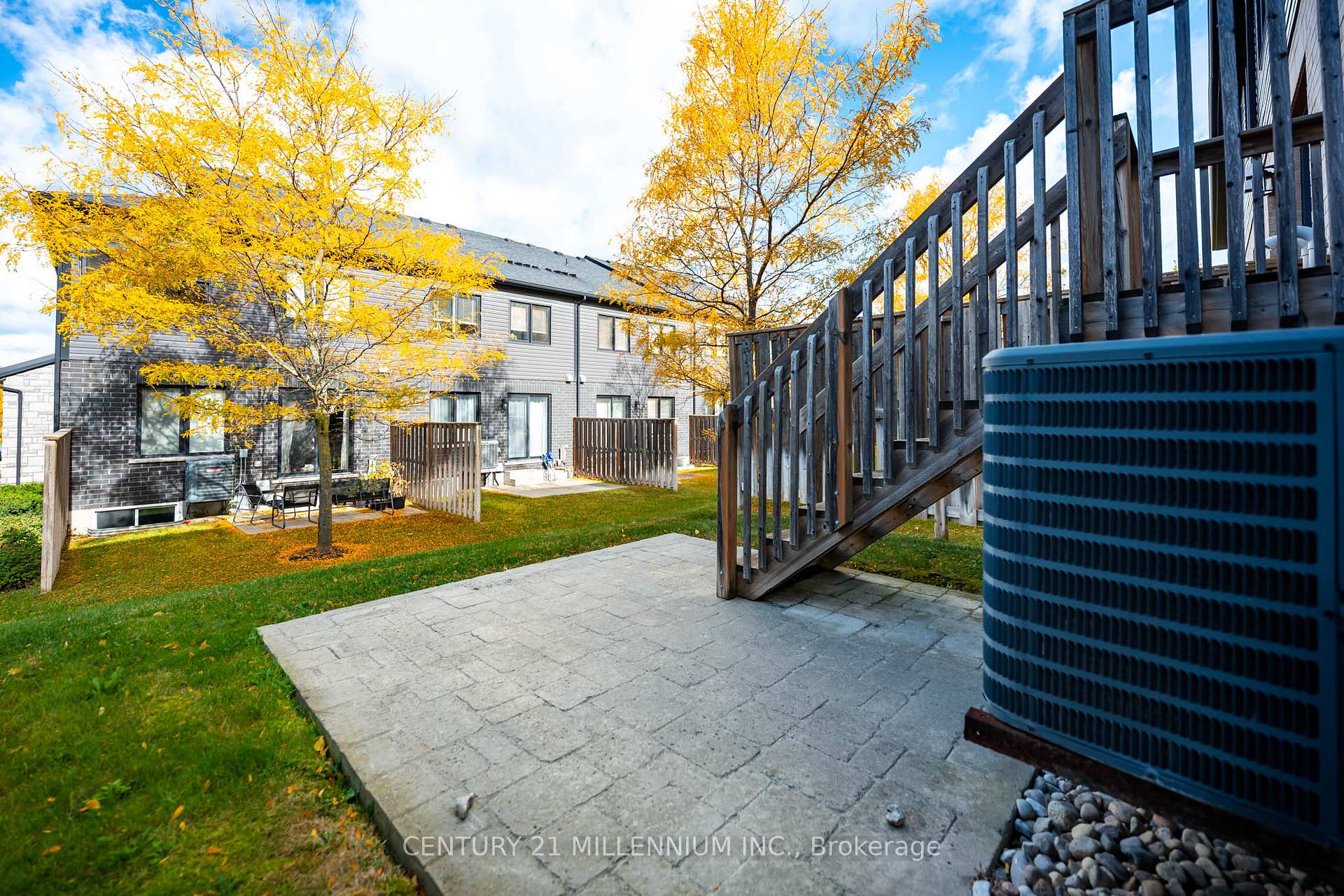 Photo 42 of Unit 18, 91 Poppy Drive E, Guelph, Pineridge/Westminster Woods — HOMEH