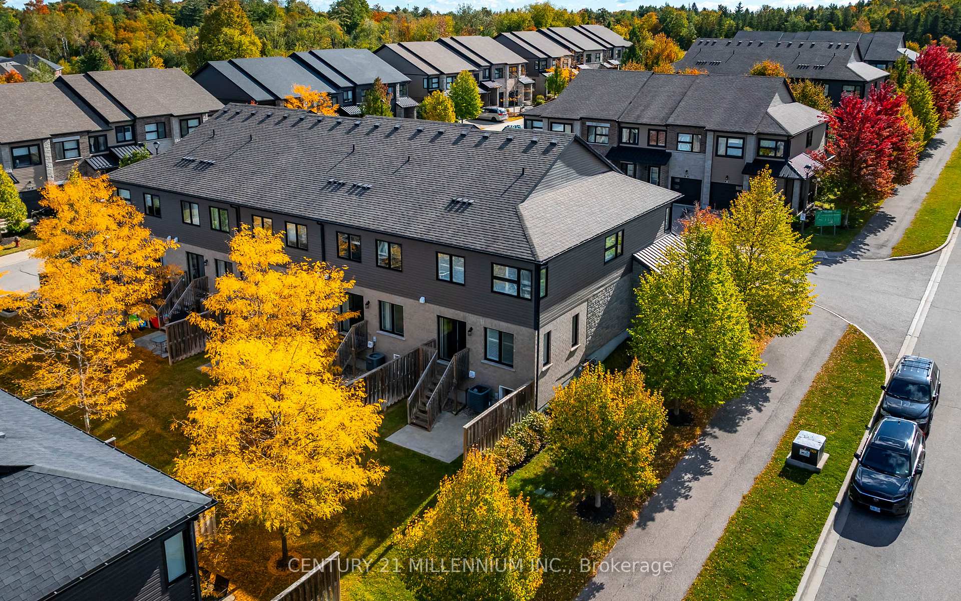 Photo 44 of Unit 18, 91 Poppy Drive E, Guelph, Pineridge/Westminster Woods — HOMEH